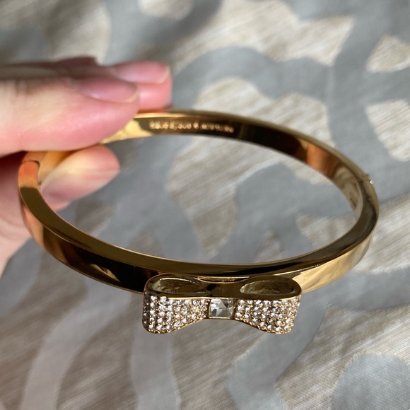Kate Spade gold bow bangle - Picture 3 of 6